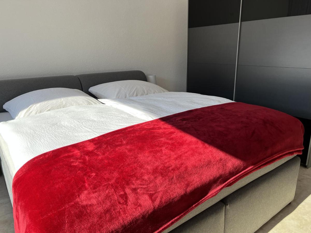 Luxus City Apartment บาเดน-บาเดน ภายนอก รูปภาพ