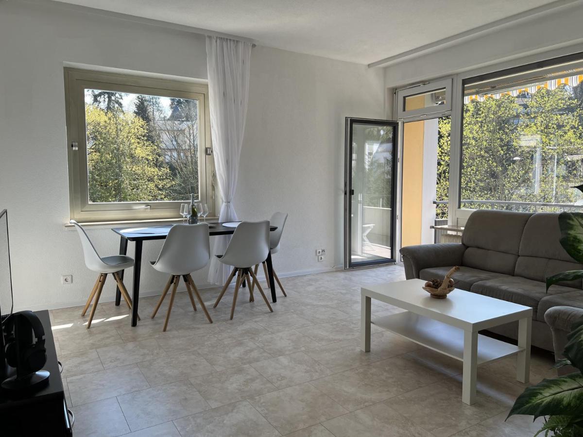 Luxus City Apartment บาเดน-บาเดน ภายนอก รูปภาพ