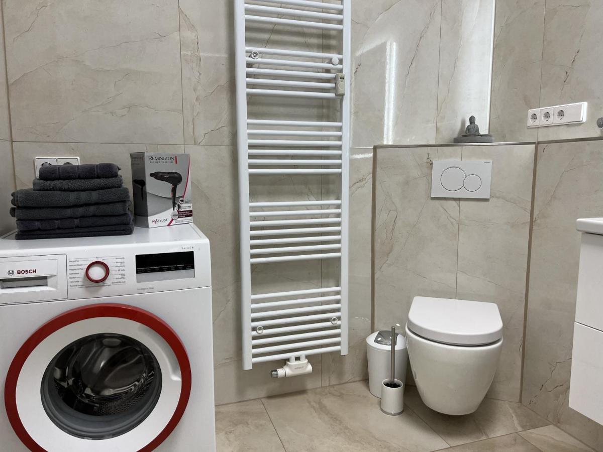 Luxus City Apartment บาเดน-บาเดน ภายนอก รูปภาพ